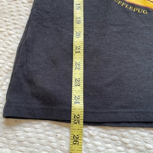 Dogwarts Harry Potter Themed Graphic Tee Shirt V-Neck Size M - Picture 6 of 6